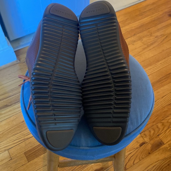 Cole Haan Men's 2.0 Grand Oxfords - Picture 2 of 3